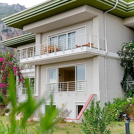 Apartahotel Only Blue Skopea