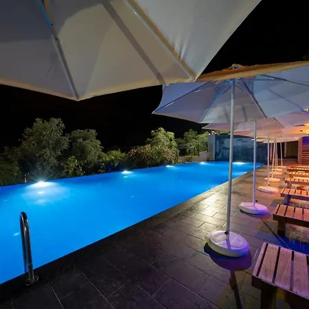 Only Blue Skopea Aparthotel *