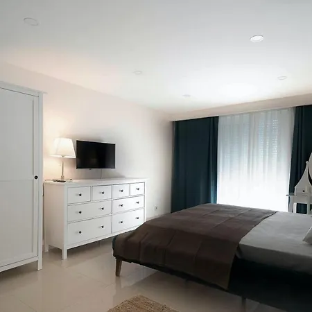 Only Blue Skopea Aparthotel *