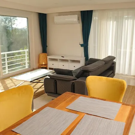 Only Blue Skopea Aparthotel